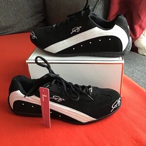 FUBU The Collection Sneakers Tennis Shoes Size 10 NWT